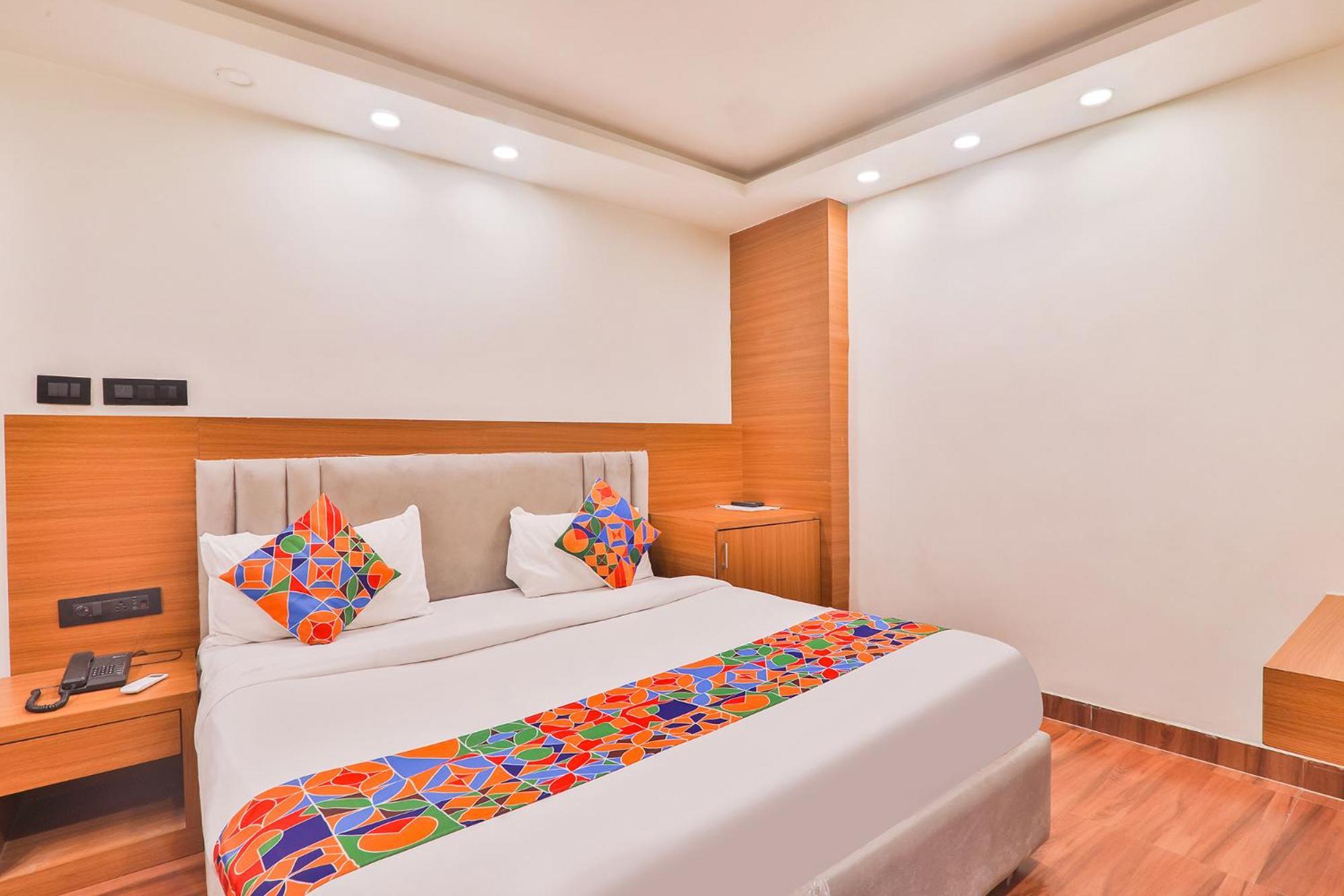 Fabhotel Shaurya Inn Lucknow Exterior foto